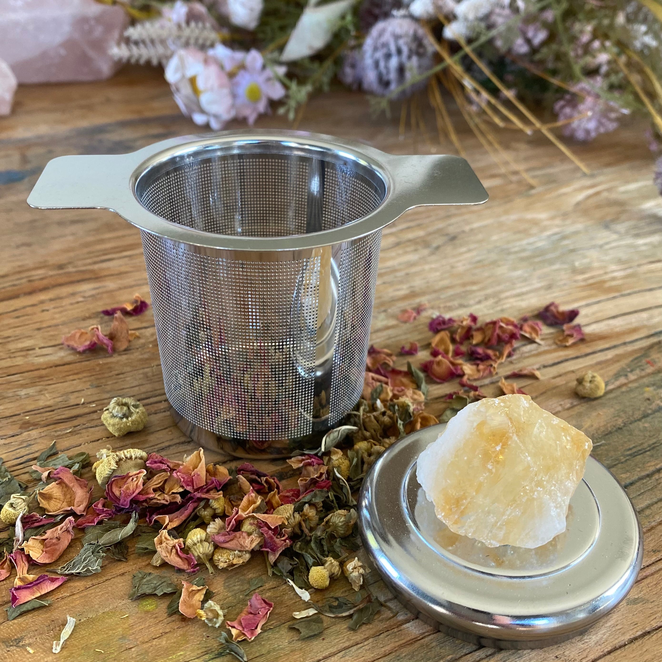 Stainless Steel Tea Infuser with Lid (Classic or Crystal)