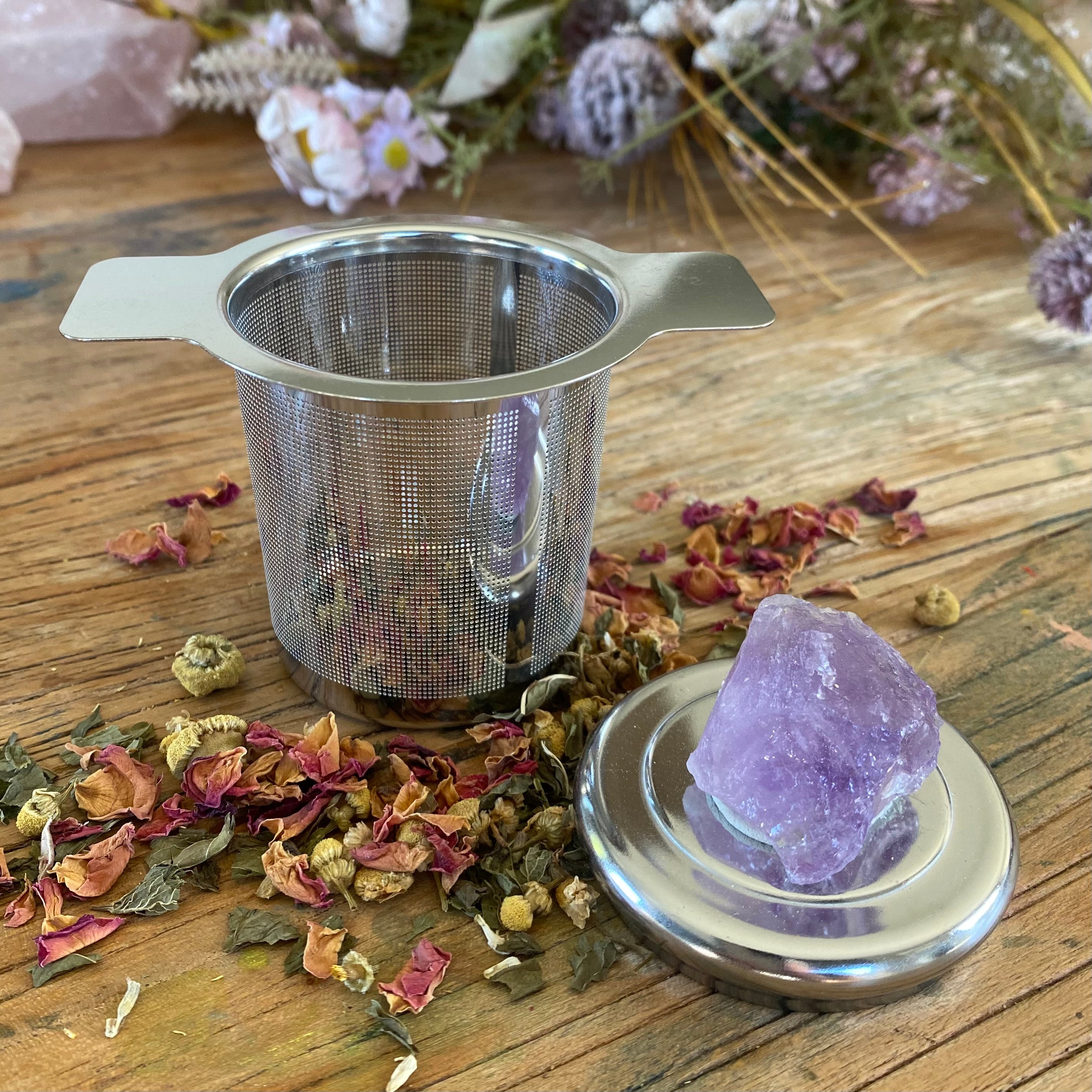 Stainless Steel Tea Infuser with Lid (Classic or Crystal)
